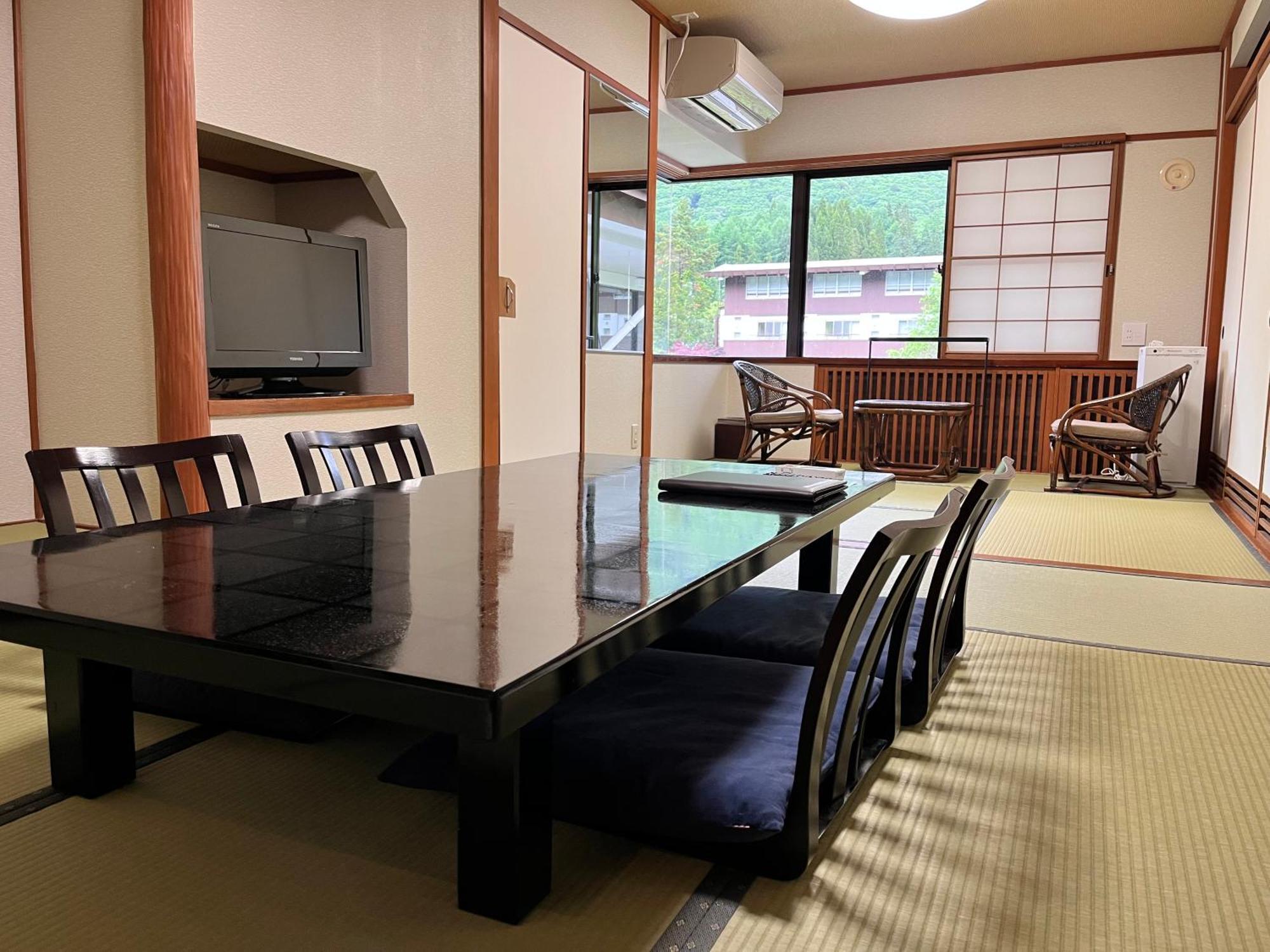 Hirayukan Takayama  Oda fotoğraf