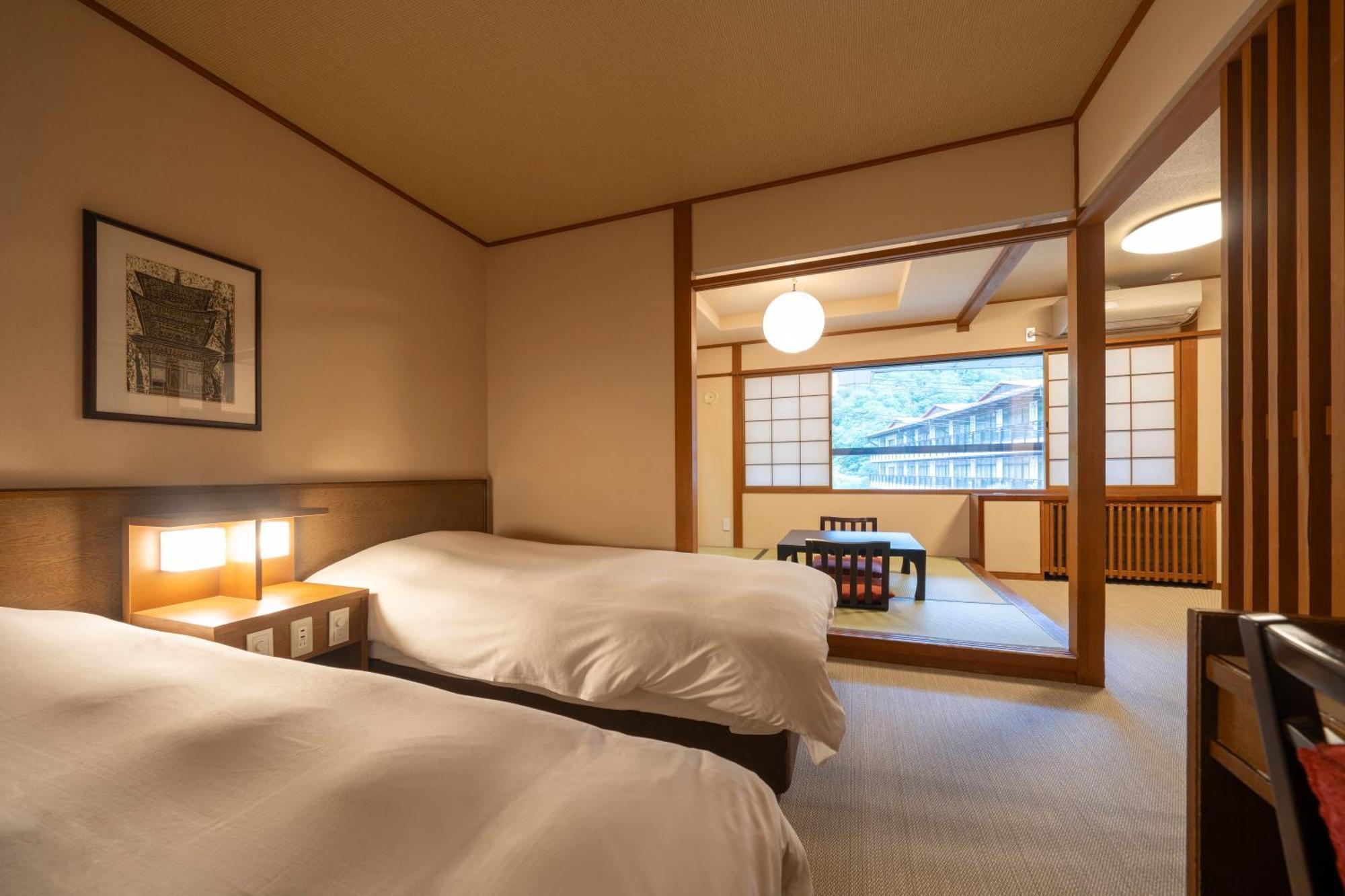 Hirayukan Takayama  Oda fotoğraf